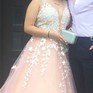 Elegant dress